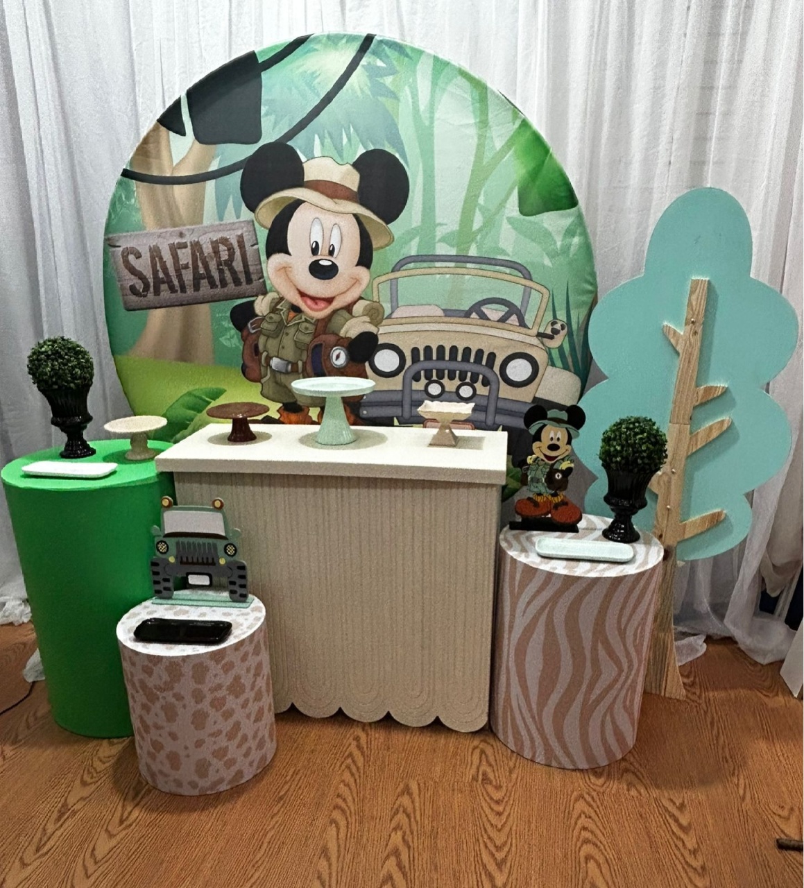 Pegue & Monte Mickey Safari - Kit Ouro (Mod 01) - Jessica Souza de Macedo