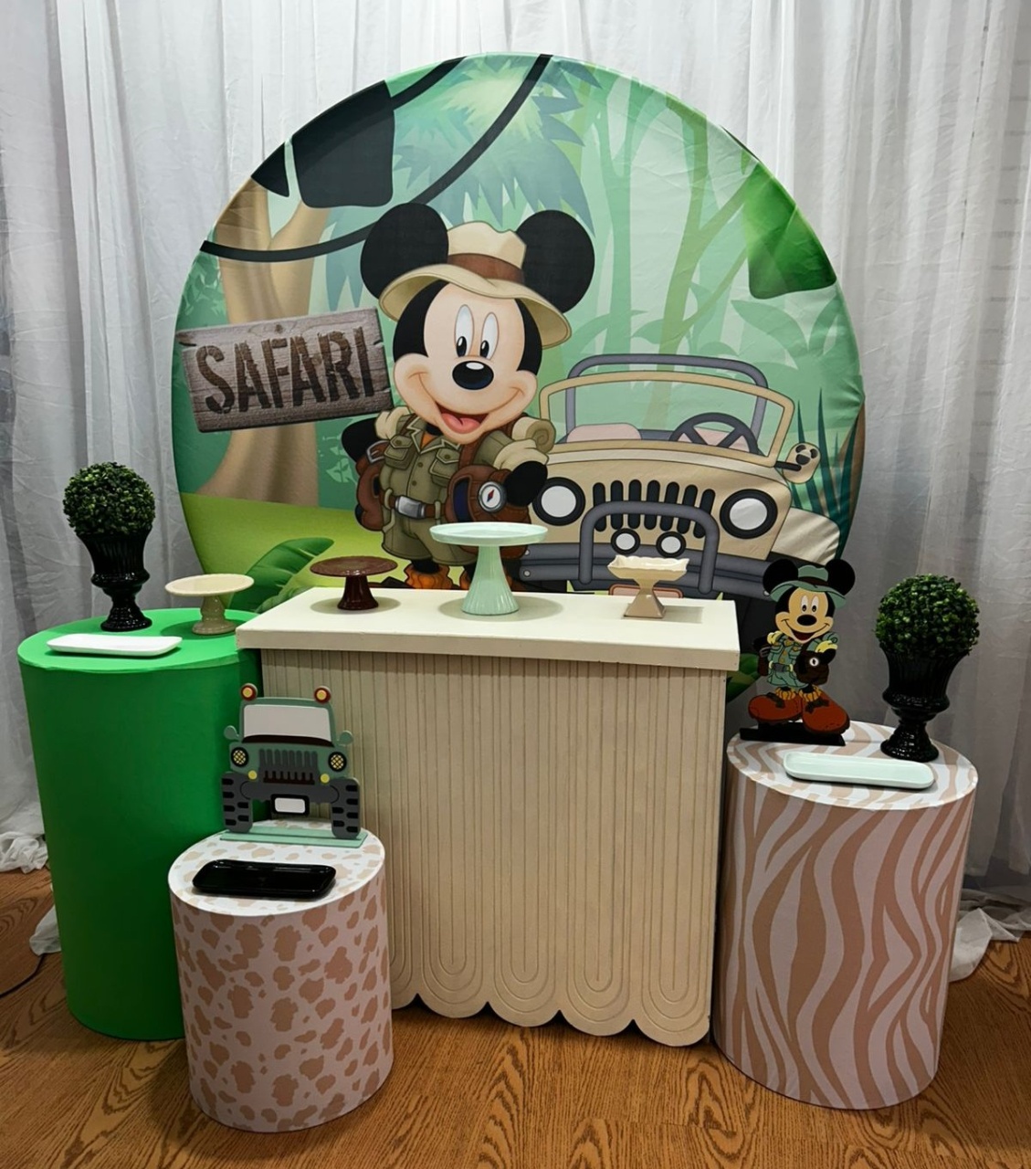Pegue & Monte Mickey Safari - Kit Prata - Jessica Souza de Macedo