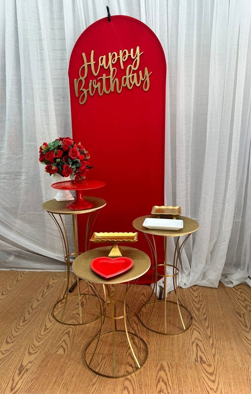 Pegue & Monte  - Vermelho Com Dourado - (Modelo 02) - Jessica Souza de Macedo