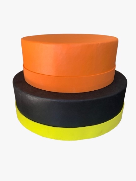 Bolo Fake Simples (Laranja/Preto/Amarelo)- 2 Andares - Jessica Souza de Macedo