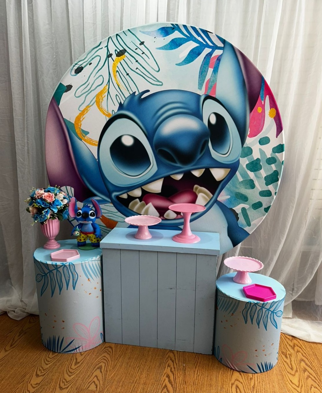 Composição – Modelo 2 – Tema Lilo & Stitch 💙🌺 - Jessica Souza de Macedo