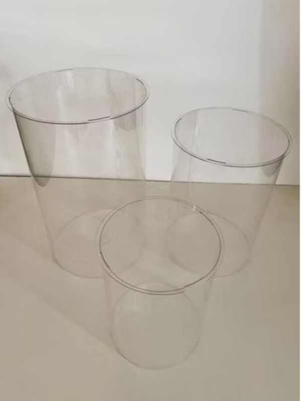 Cilindros Transparentes - Jessica Souza de Macedo