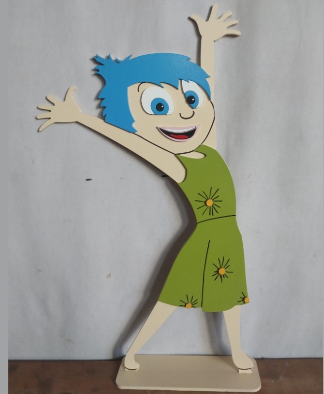 Display Divertidamente (Personagem Alegria) - Jessica Souza de Macedo