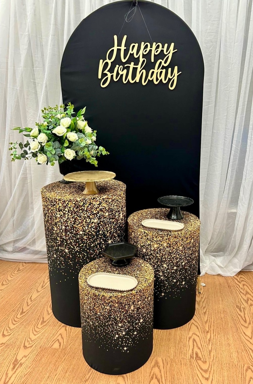 Pegue & Monte Dourado E Preto - Jessica Souza de Macedo