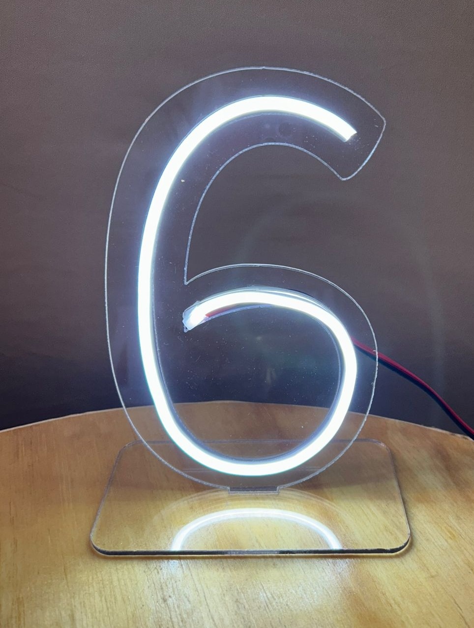  Led Mesa - Número 6 (20Cm) -  Cor Fria - Jessica Souza de Macedo