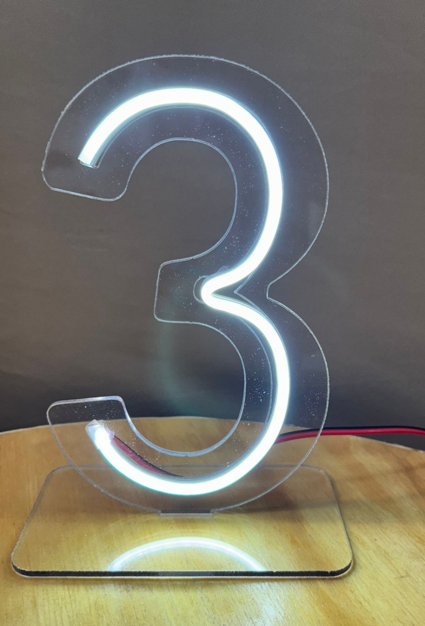  Led Mesa - Número 3 (20Cm) - Cor Fria - Jessica Souza de Macedo
