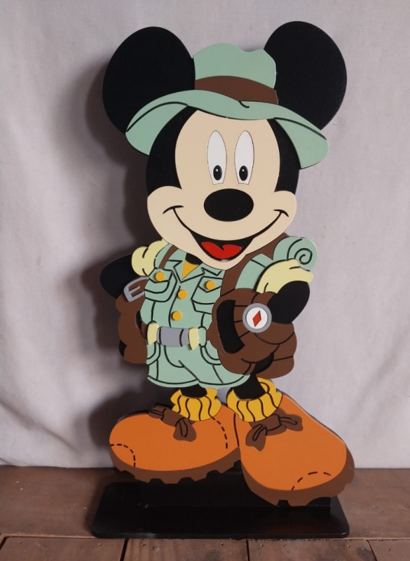 Display Mickey Safari - Jessica Souza de Macedo