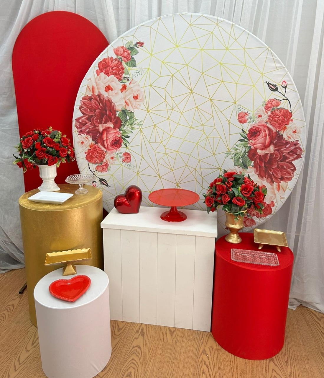 Pegue & Monte Vermelho Com Dourado - Kit Ouro - Jessica Souza de Macedo