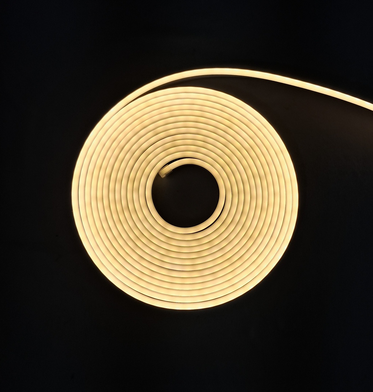 Fita de Led Quente  - Olivete Filgueira