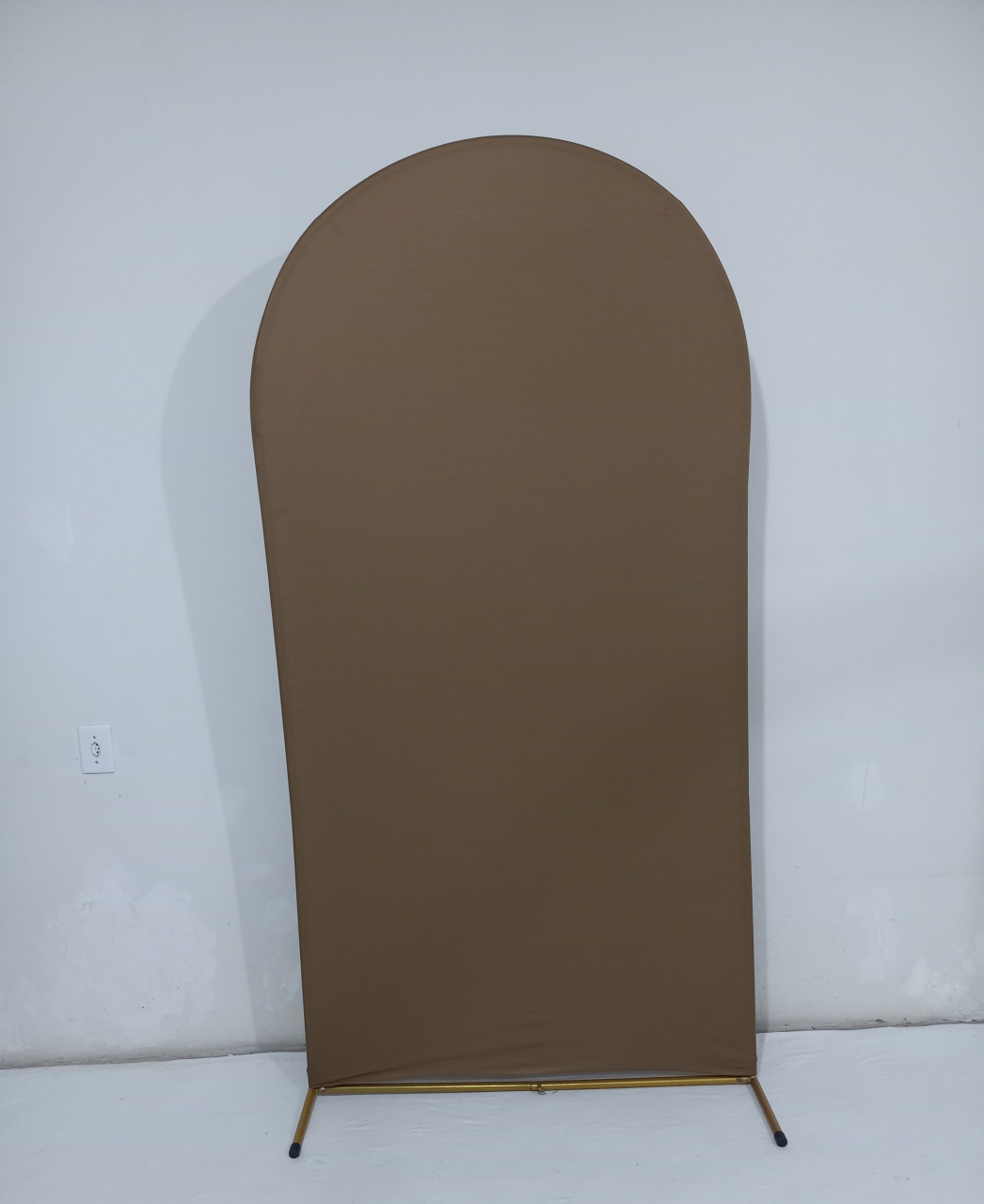 Painel Romano Marrom - - Olivete Filgueira