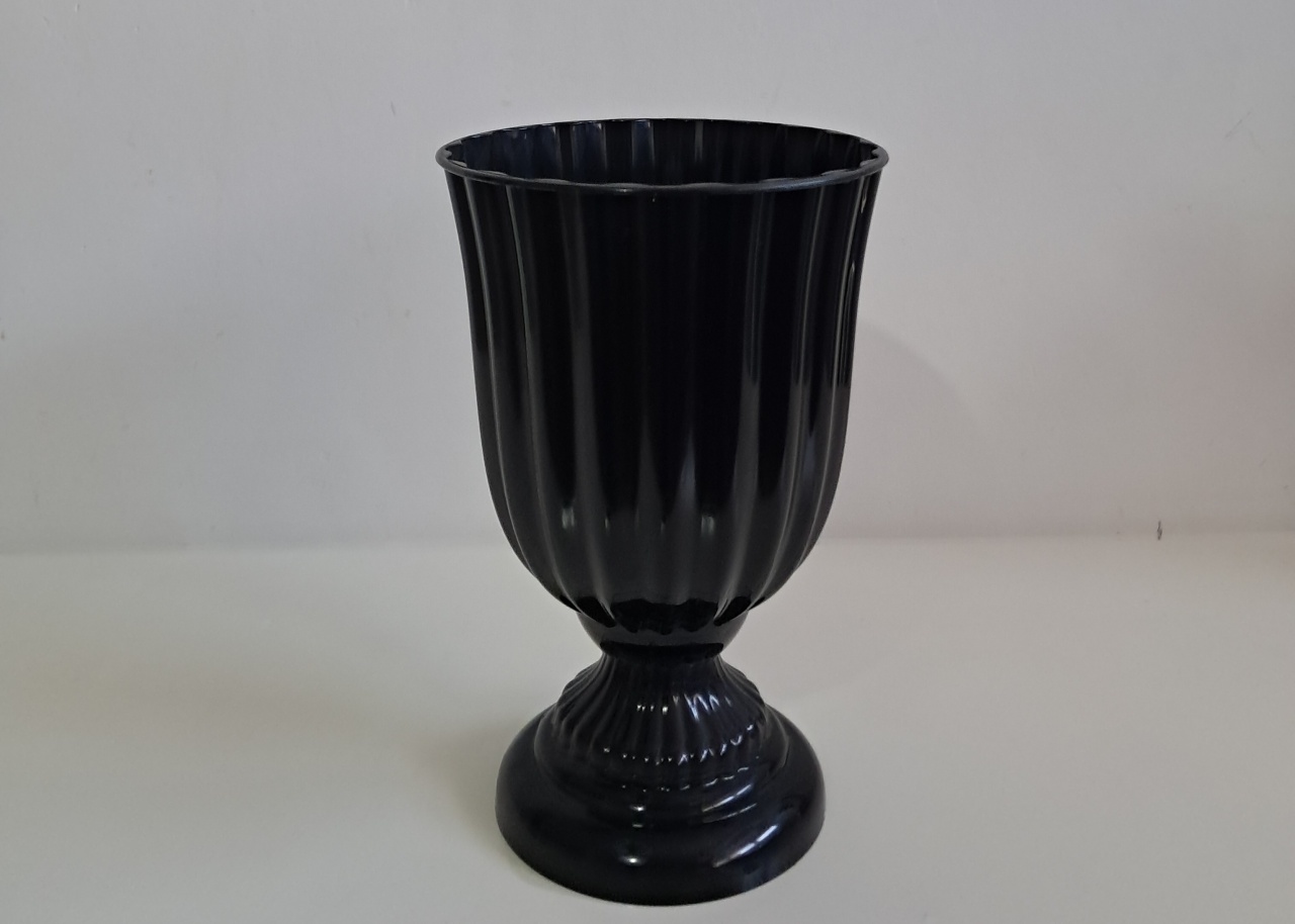 Vaso de Planta Dubai P Azul Preto - Olivete Filgueira