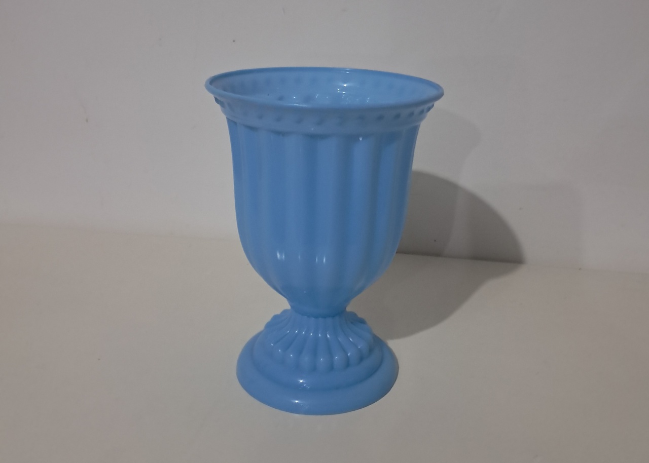 Vaso Cálice Azul Bebe - Olivete Filgueira