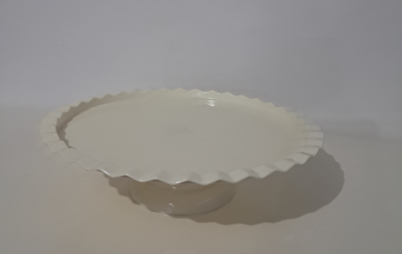 Bandeja Babado Baixo Off-White  - Olivete Filgueira