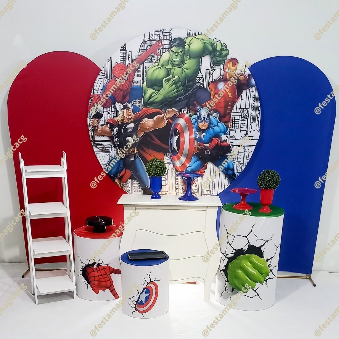 K4 Vingadores Fundo Branco - Olivete Filgueira