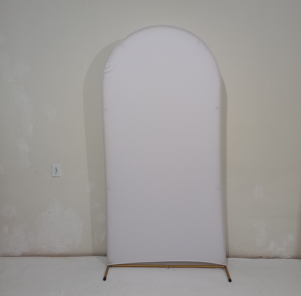 Capa Painel Romano Branco - Olivete Filgueira