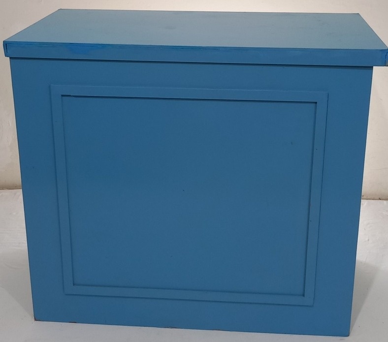 Mesa Quadrada Azul - Olivete Filgueira