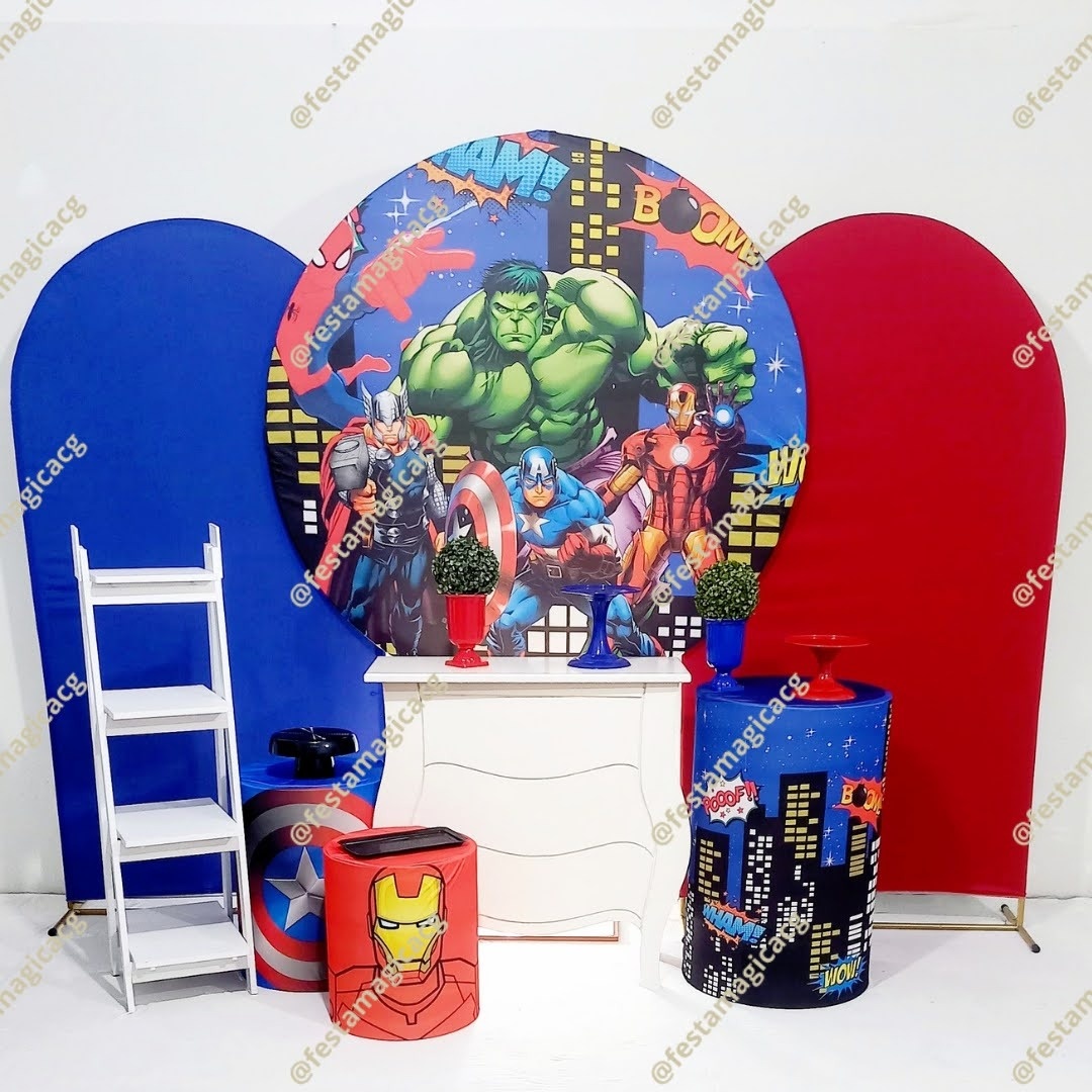 K4 Vingadores Fundo Azul - Olivete Filgueira