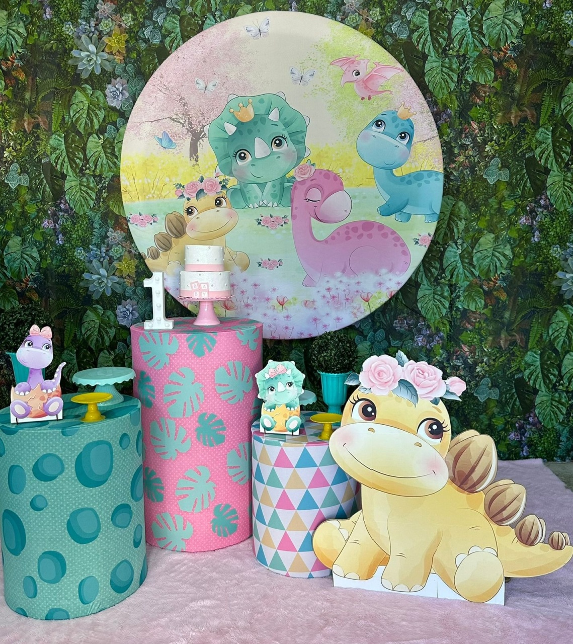 Dinossauro Rosa - Festerê Pegue e Monte 