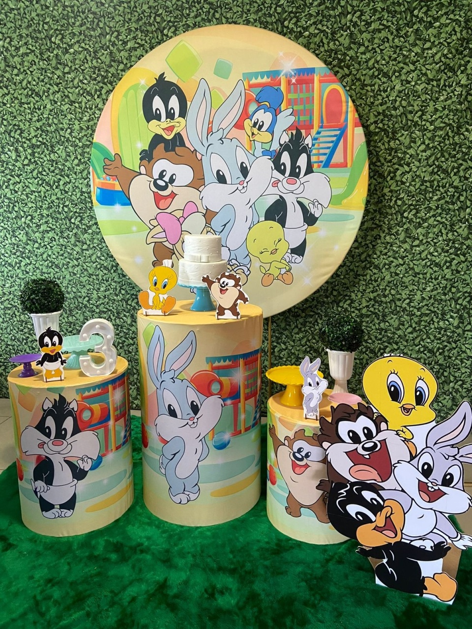 Baby Looney Tunes 1 - Festerê Pegue e Monte 