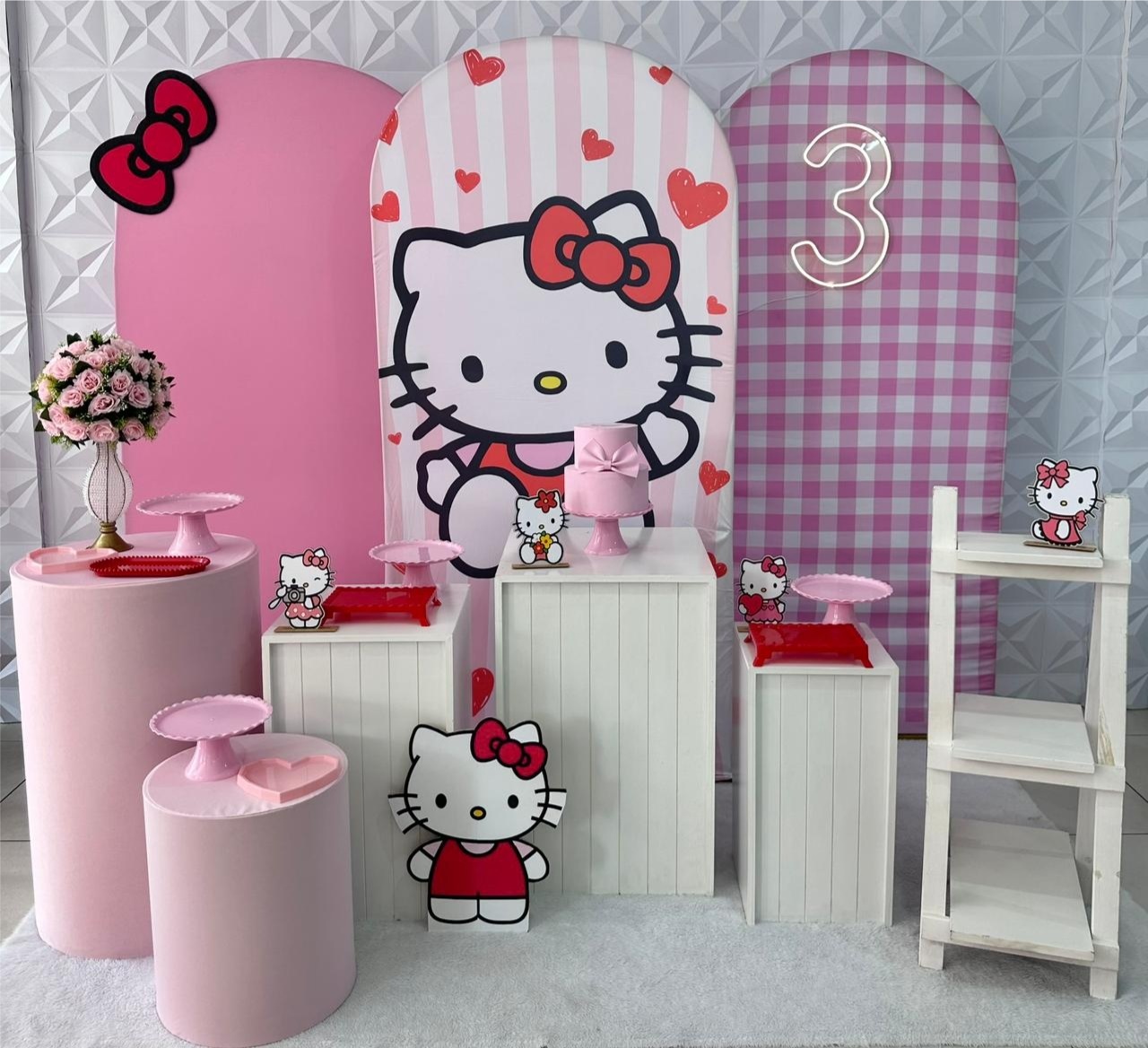 Hello Kitty 2 Composição Maior - Festerê Pegue e Monte 