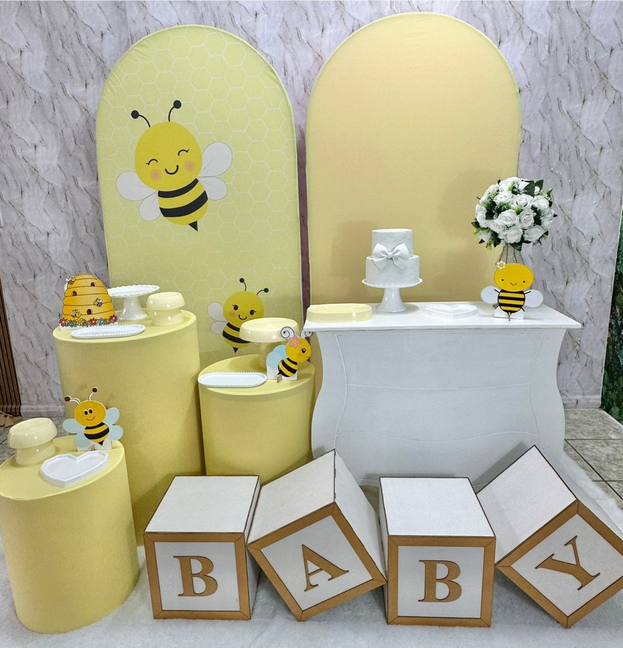 Abelhinhas Romanos Com Baby - Festerê Pegue e Monte 