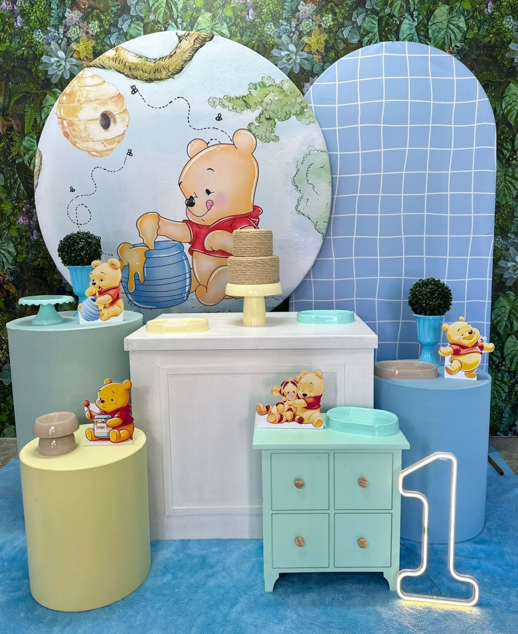 Urso Pooh Baby Com Armário E Romano  - Festerê Pegue e Monte 