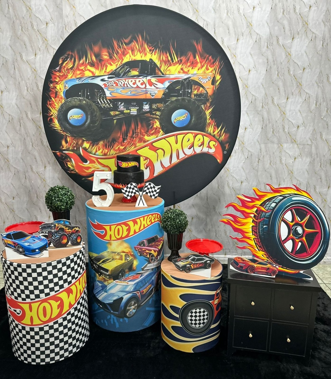 Hotwheels 1 - Festerê Pegue e Monte 