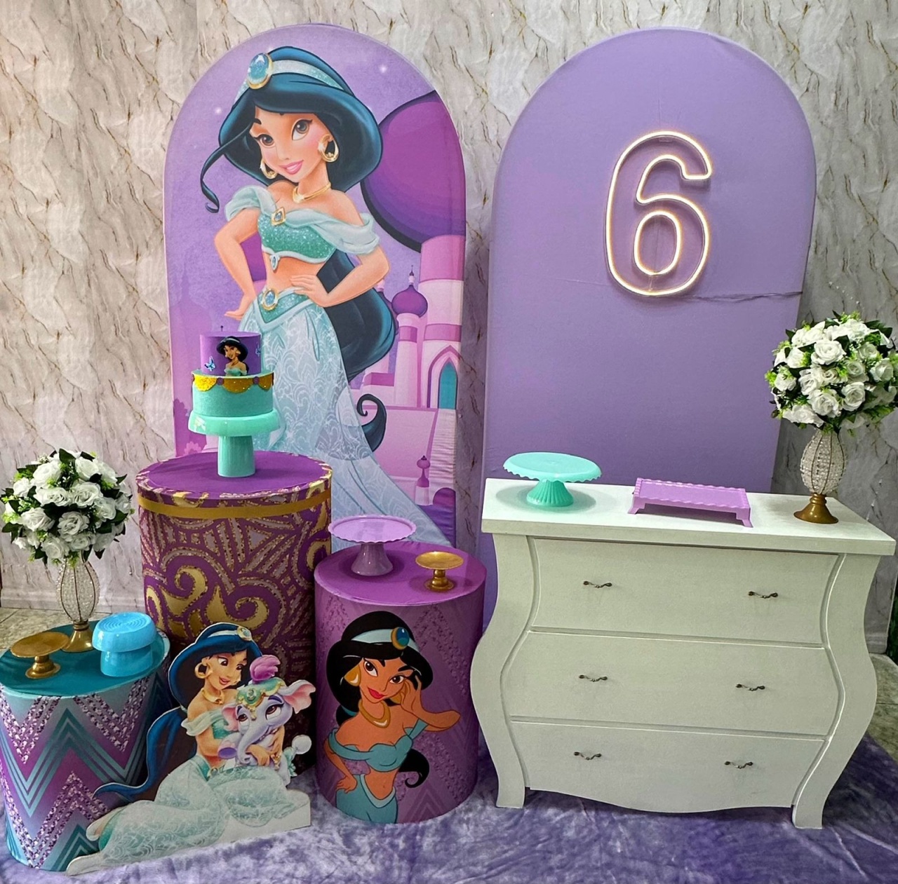 Princesa Jasmine - Festerê Pegue e Monte 