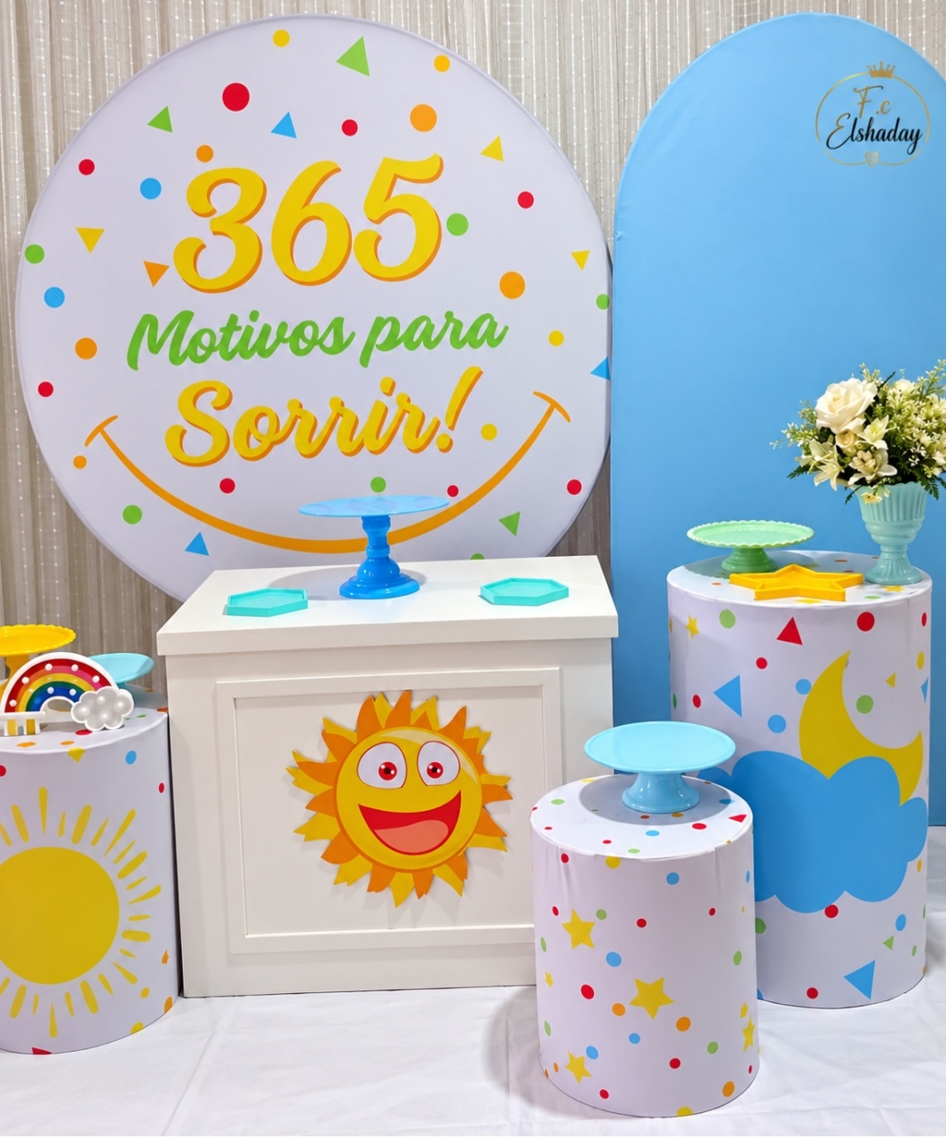 Cenário 365 Sorrisos. - f.celshaday artigos para festa.