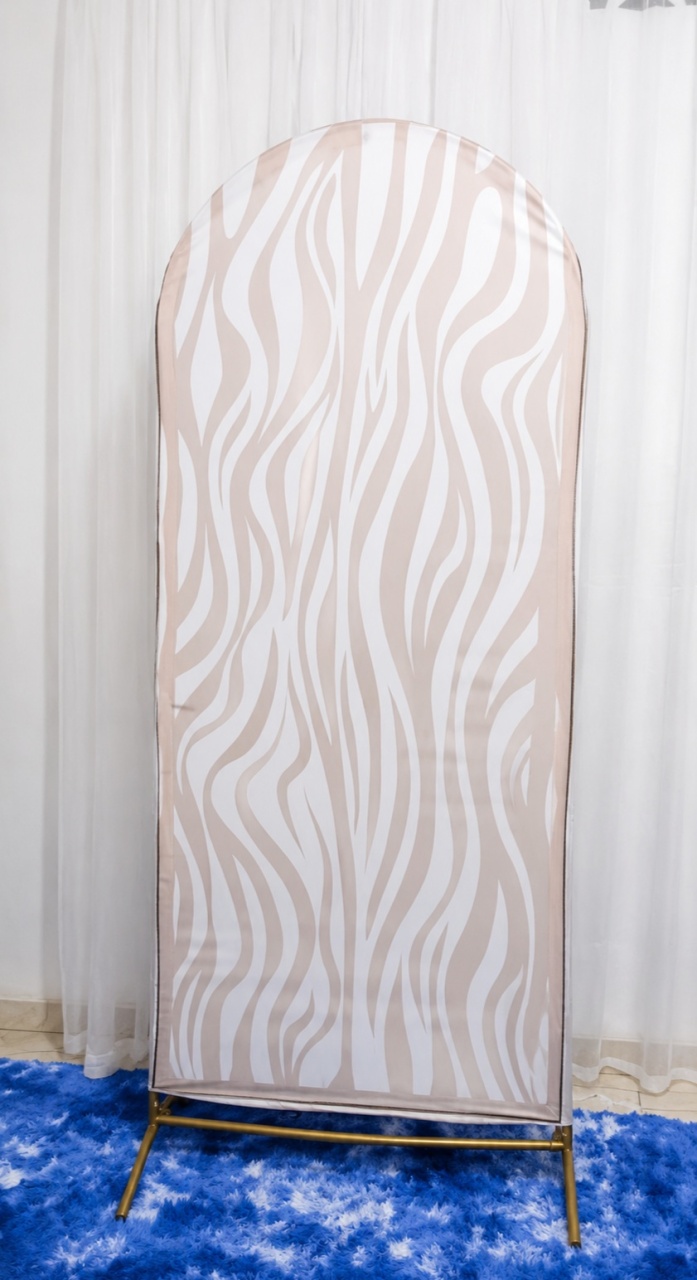 Painel Romano 2X1 Zebra Bege - f.celshaday artigos para festa.