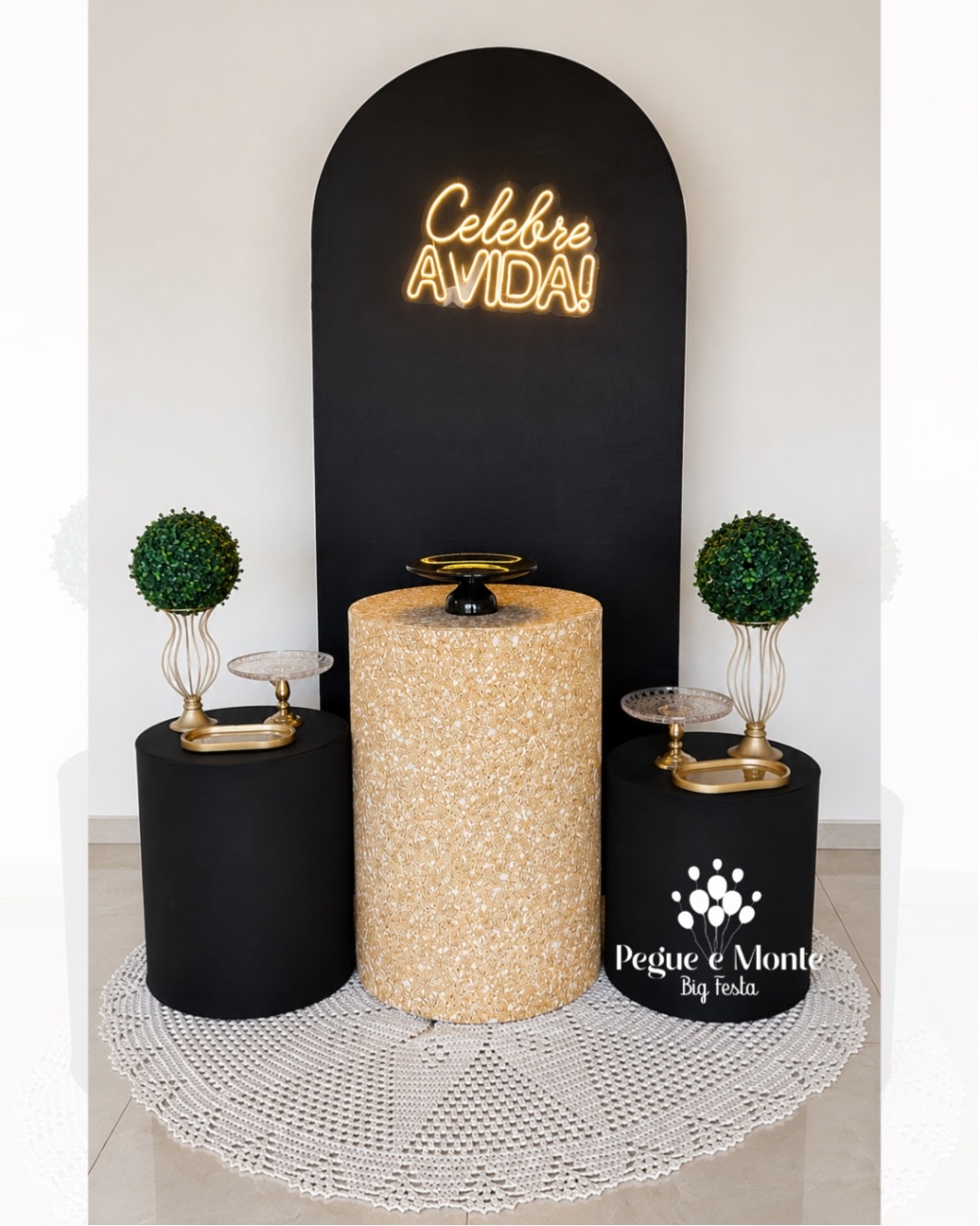Kit Preto E Dourado 3 - Pegue e Monte Big Festa