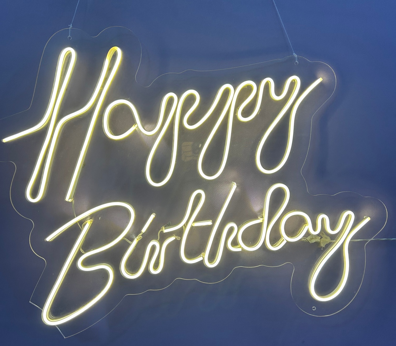 Led Happy Birthday - HK Décor & pegue  e monte