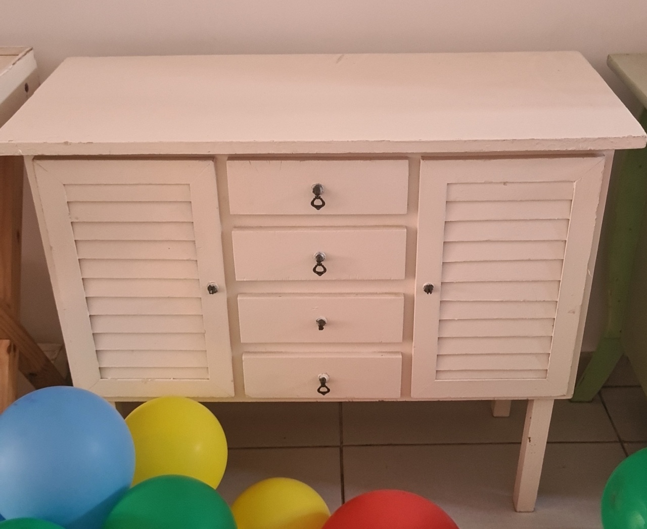 Cômoda - HK Décor & pegue  e monte