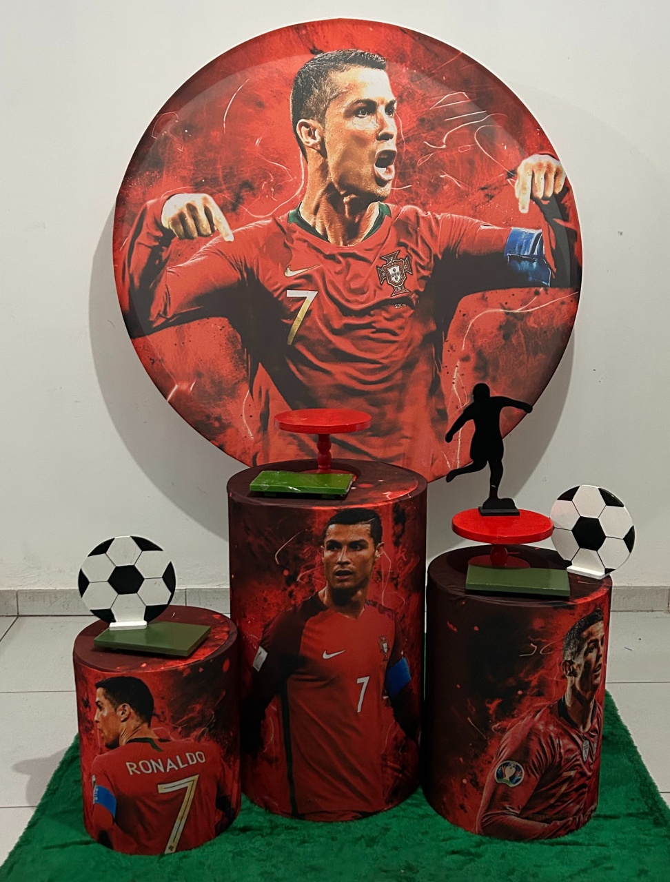 Cristiano Ronaldo - HK Décor & pegue  e monte