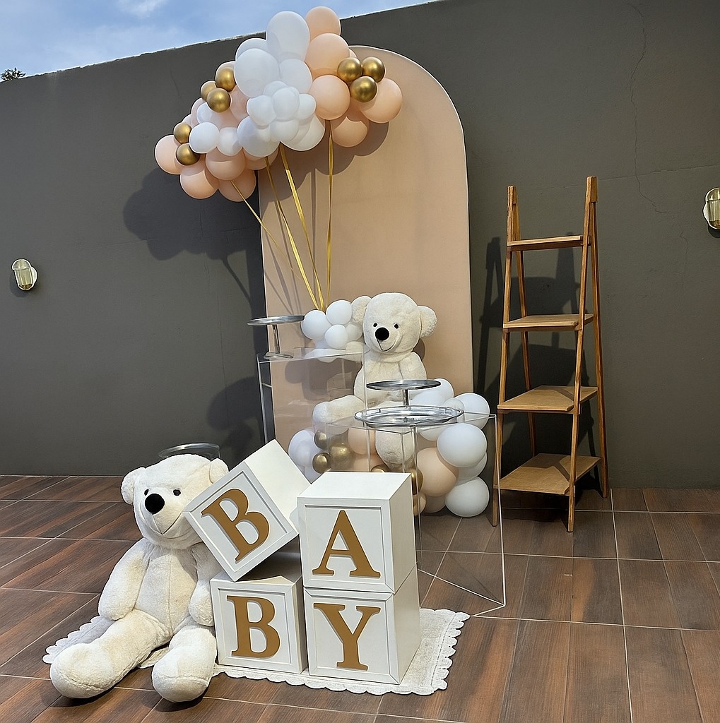 Kit Ouro  - Oh Baby Com Balões E Montagem - HK Décor & pegue  e monte