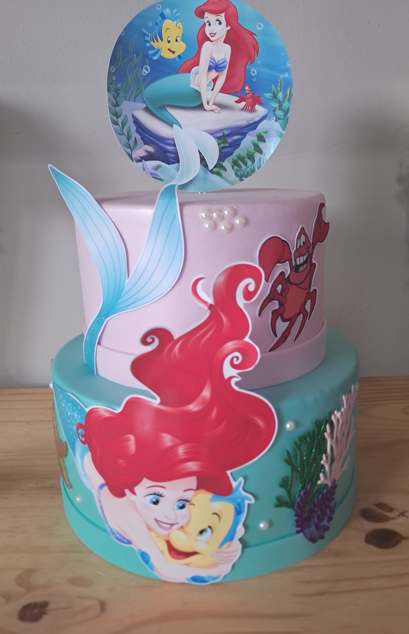 Bolo Cenográfico Pequena Sereia - Silmara Decorações 