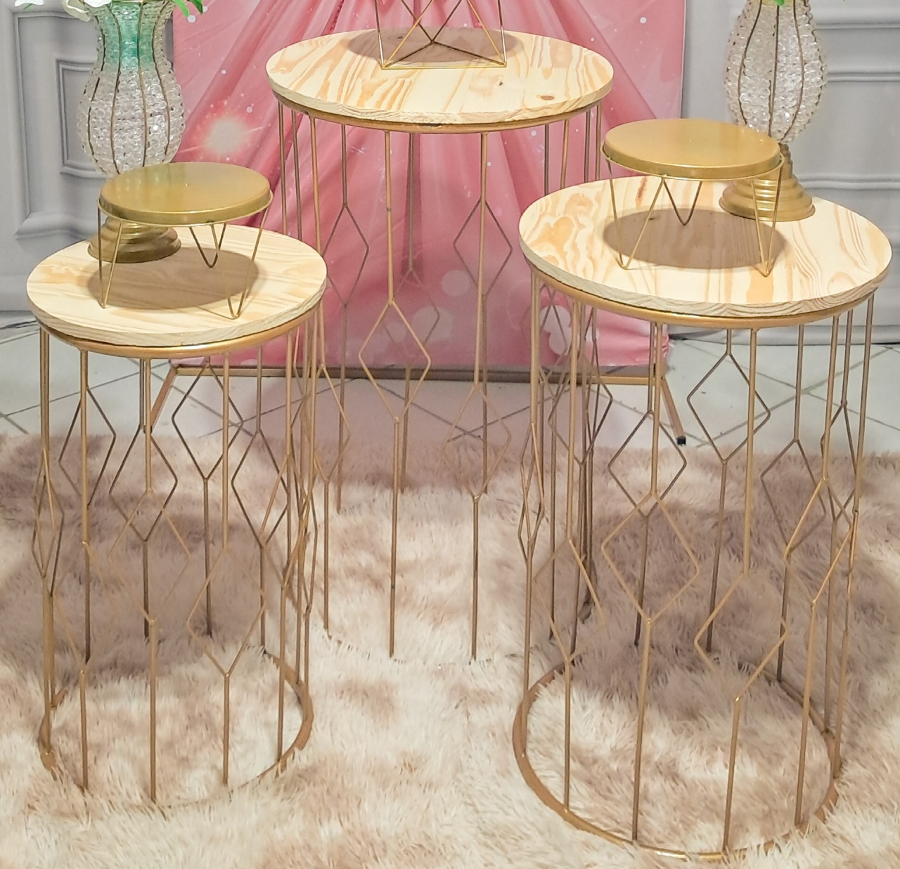 Trio de Mesas Londres - Silmara Decorações 