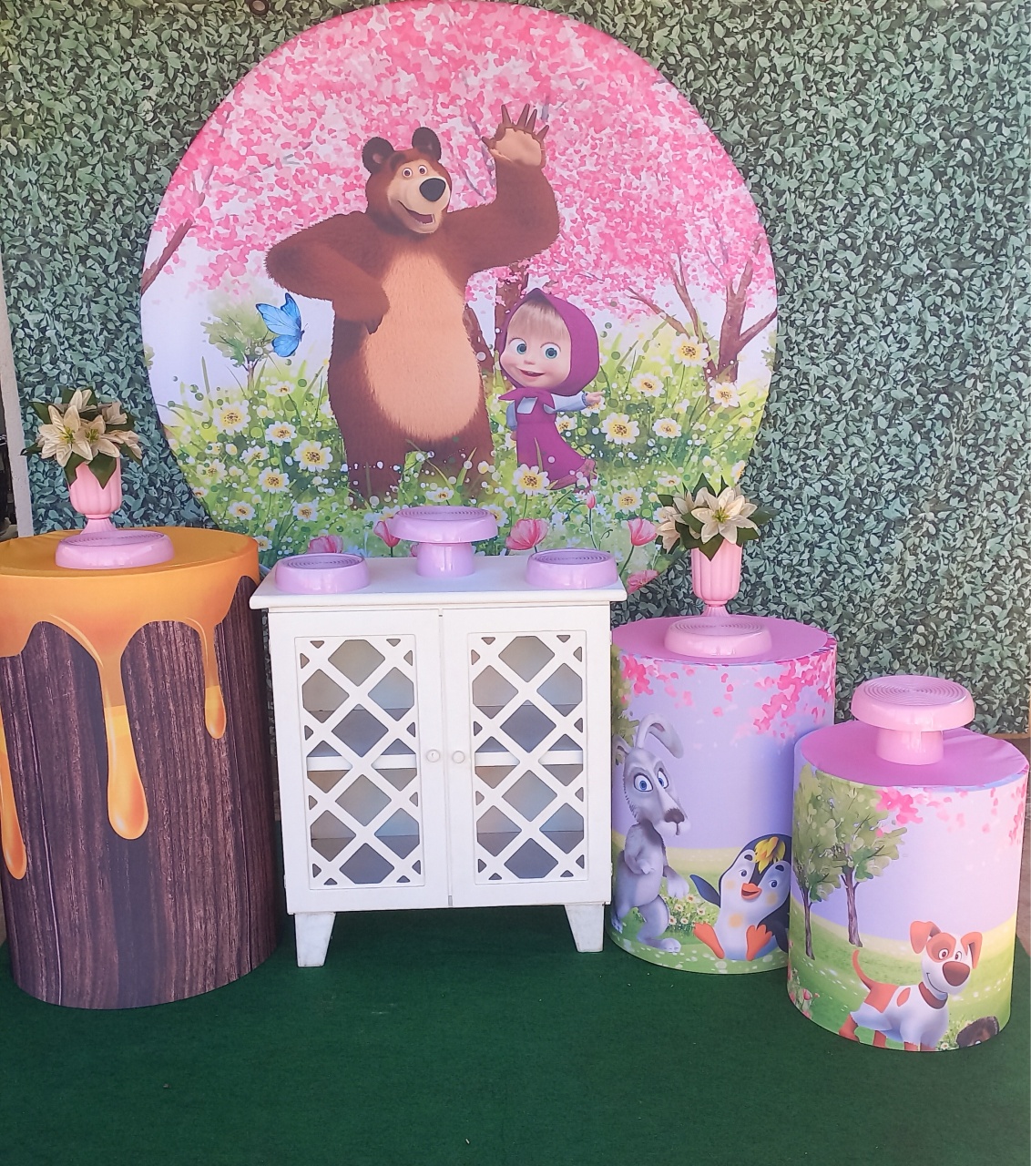 A Marsha E O Urso  - Silmara Decorações 