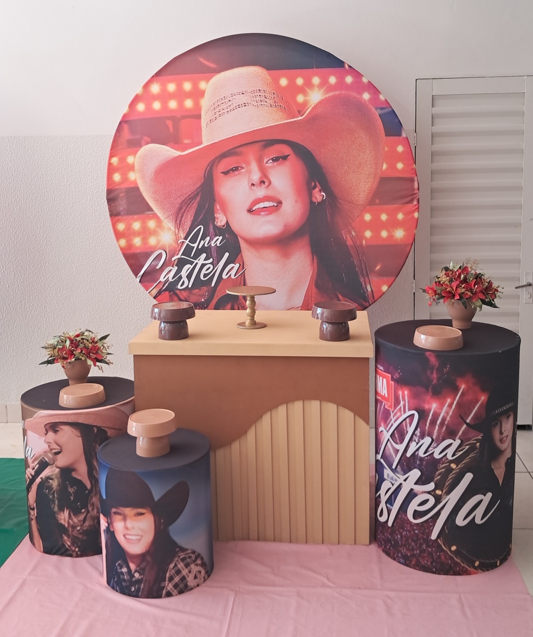 Ana Castela - Silmara Decorações 