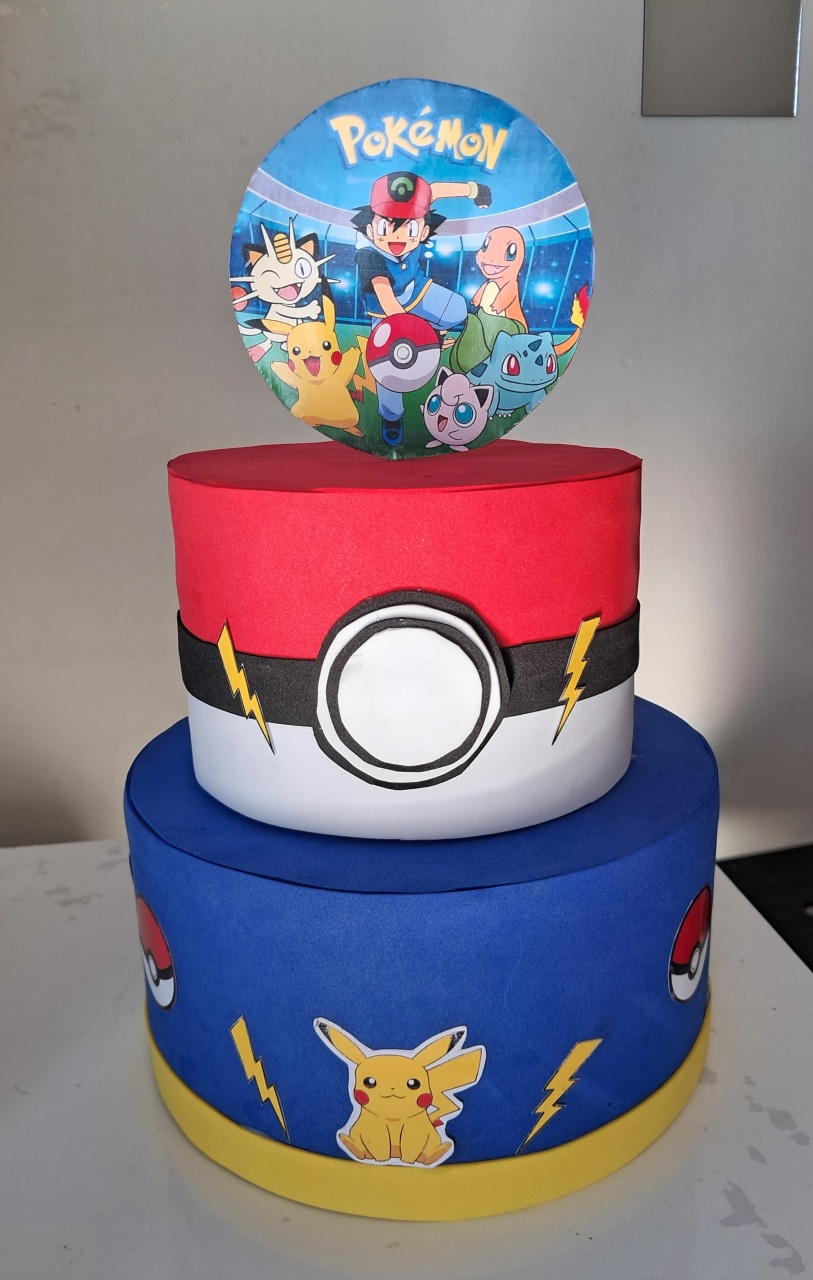 Bolo Cenográfico Pokémon  - Silmara Decorações 