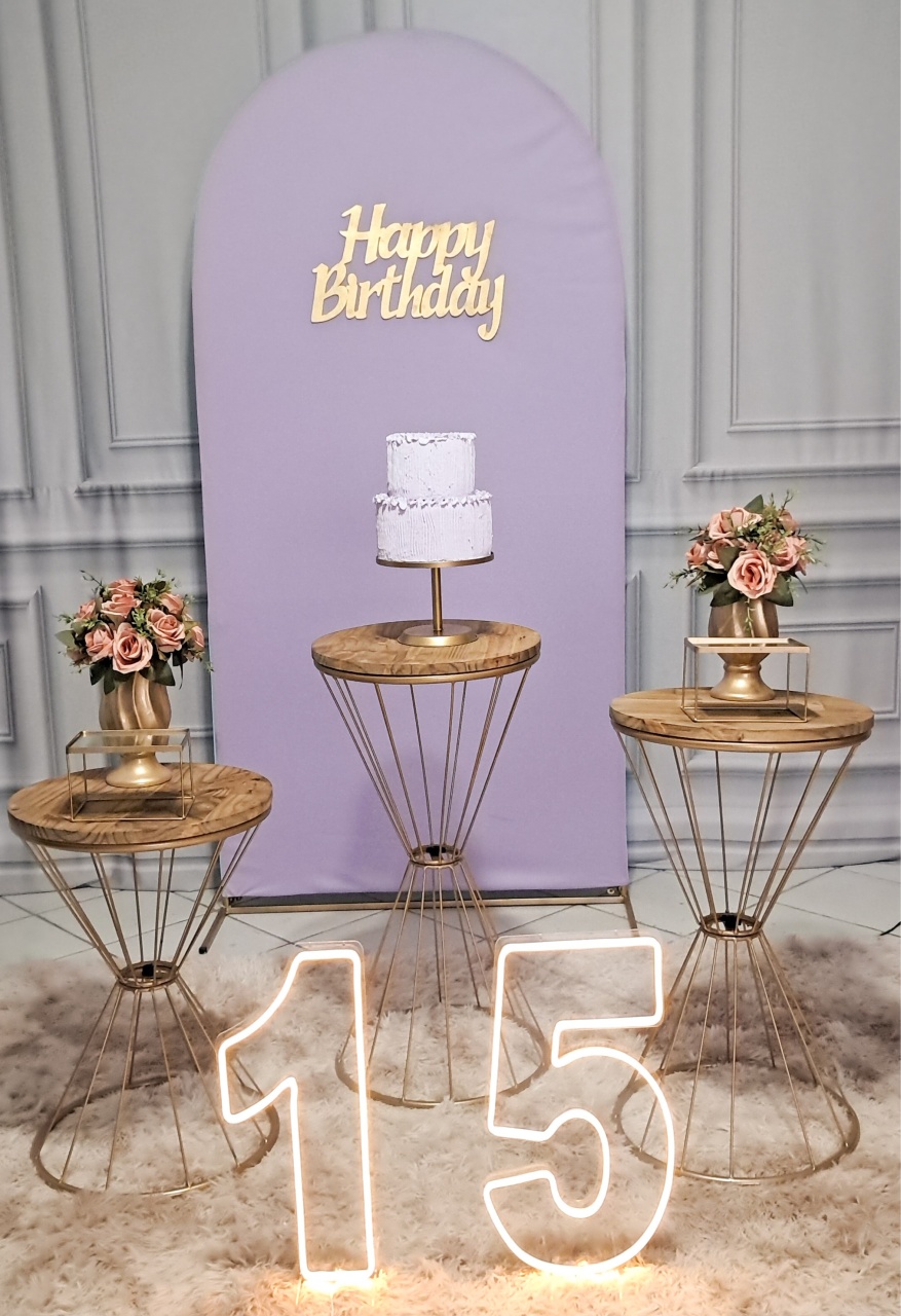 15 Anos Lilás - Silmara Decorações 