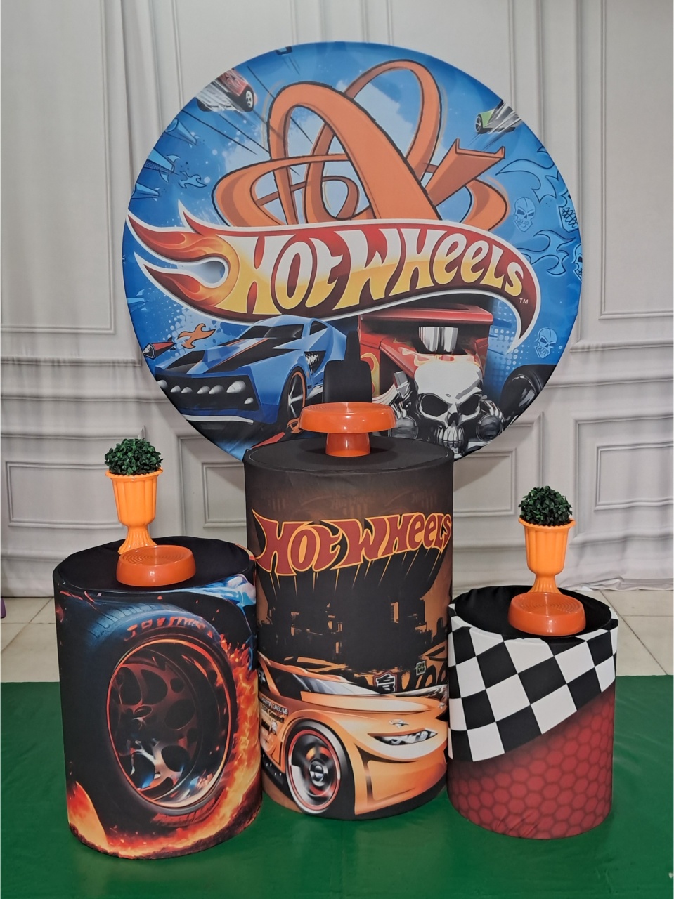 Hotweels 002 - Silmara Decorações 