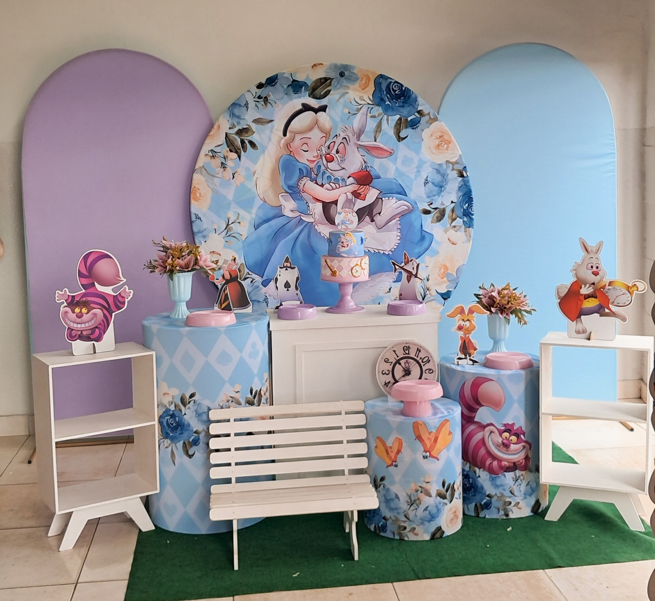 Alice No País das Maravilhas - Silmara Decorações 