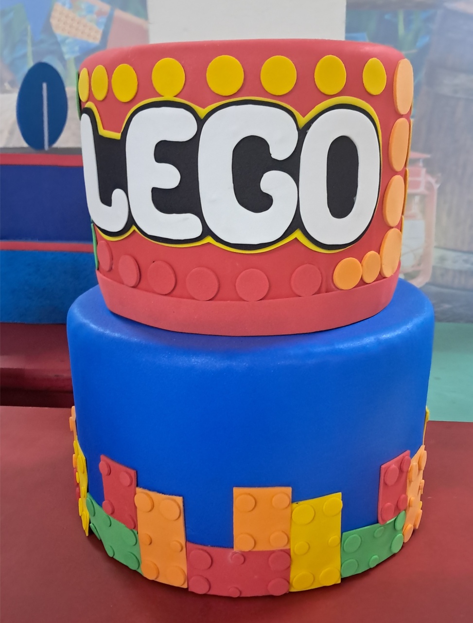 Bolo Cenográfico Lego - Silmara Decorações 