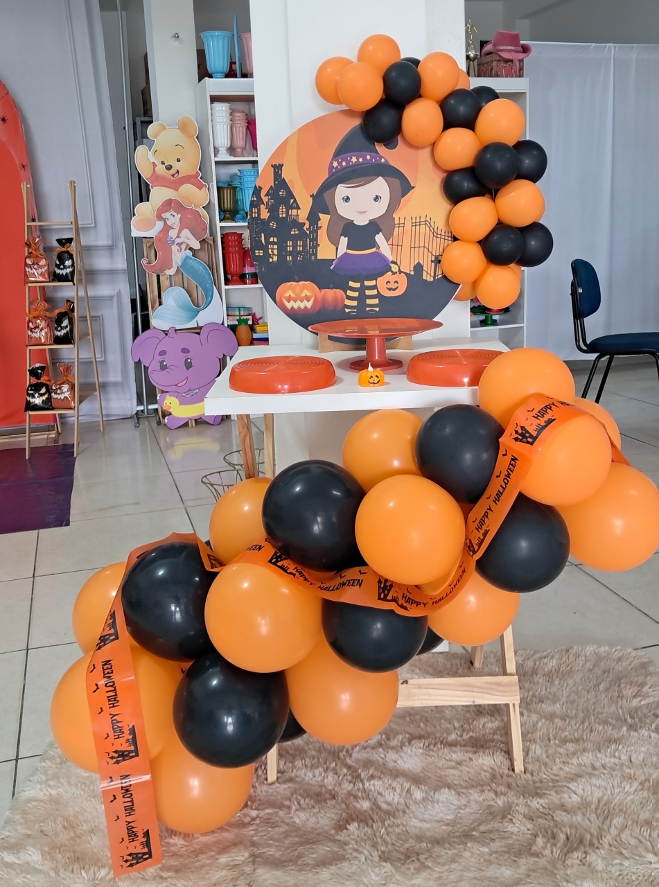 Festa Na Mesa Halloween  - Silmara Decorações 
