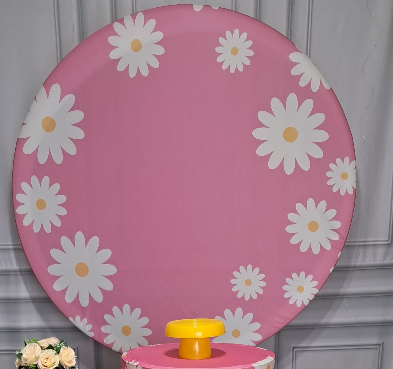 Tecido Painel Redondo Margaridas - Silmara Decorações 