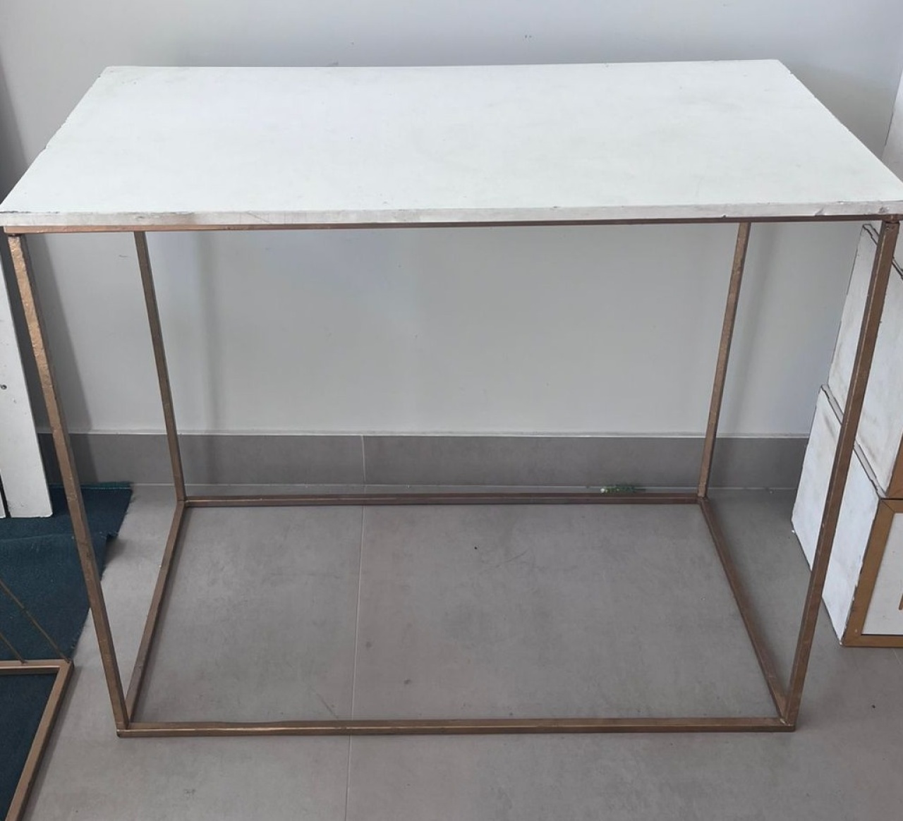 Mesa Grande Avulsa Tampo Branco - Pegue e Monte Divinópolis