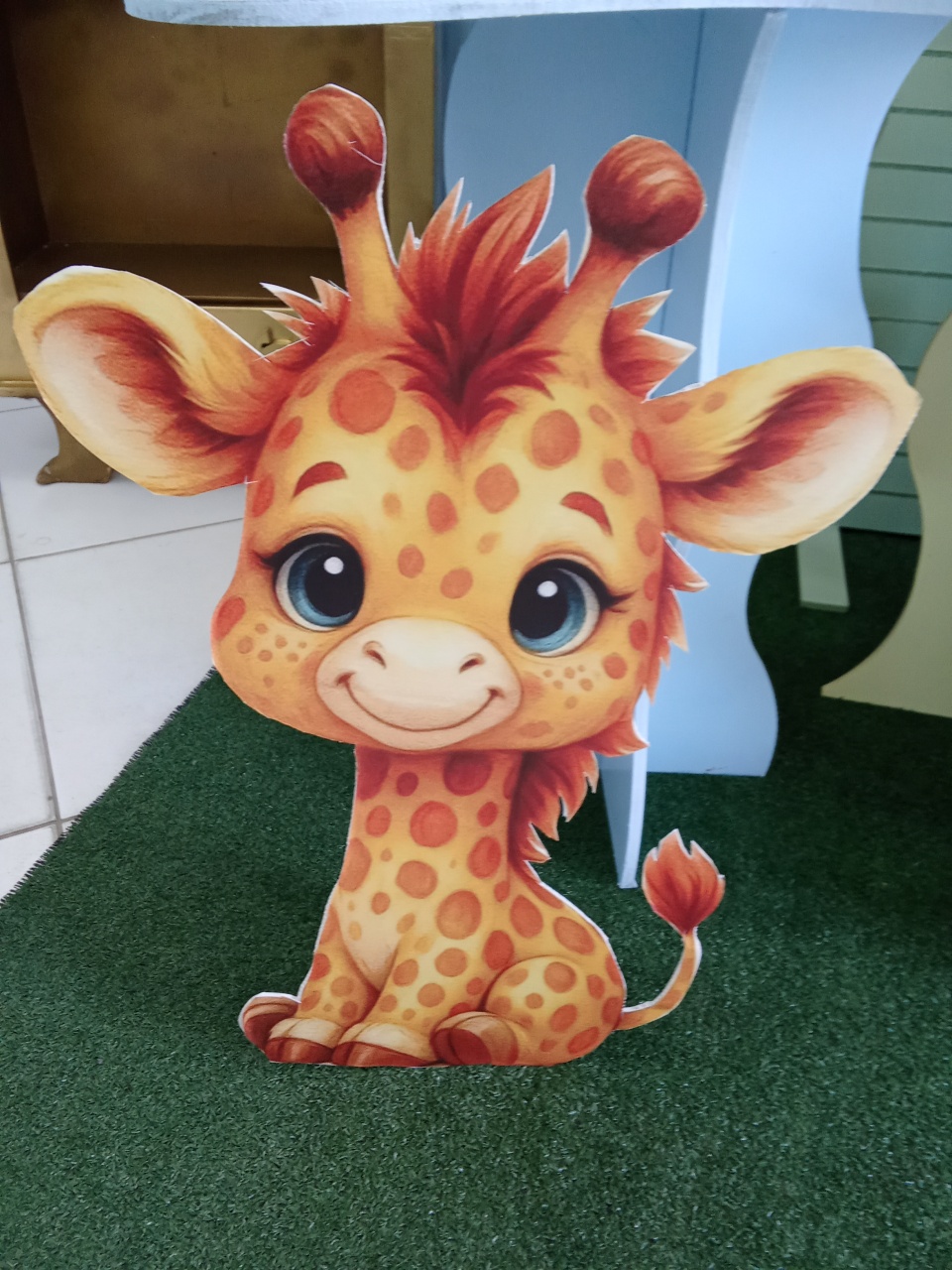 Totem Girafa - Dona mocinha 