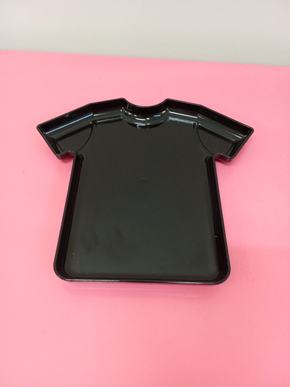 Bandeja Camiseta Preta - Dona mocinha 