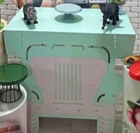 Cômoda Jeep - Dona mocinha 
